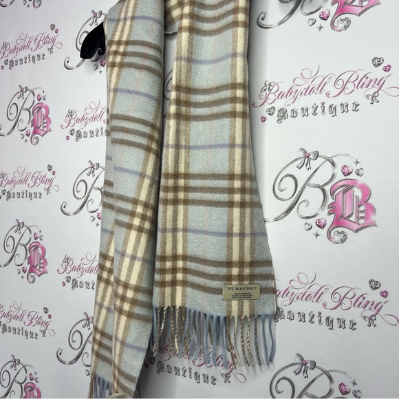 Burberry scarf blue nova check print cream beige pink blue soft 100% cashmere - Picture 6 of 13